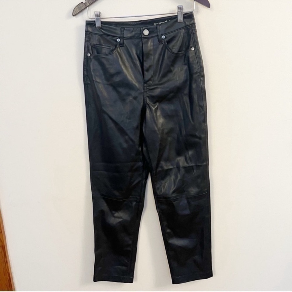 BLANKNYC Black Faux Leather Straight Leg Pants in Need You Tonight Size 27